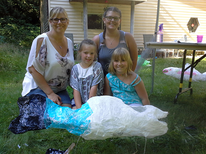 Lantern-making for the whole family
