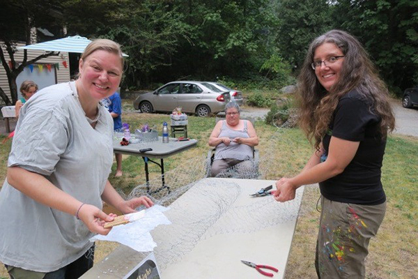 Co-creating a giant crayfish lantern